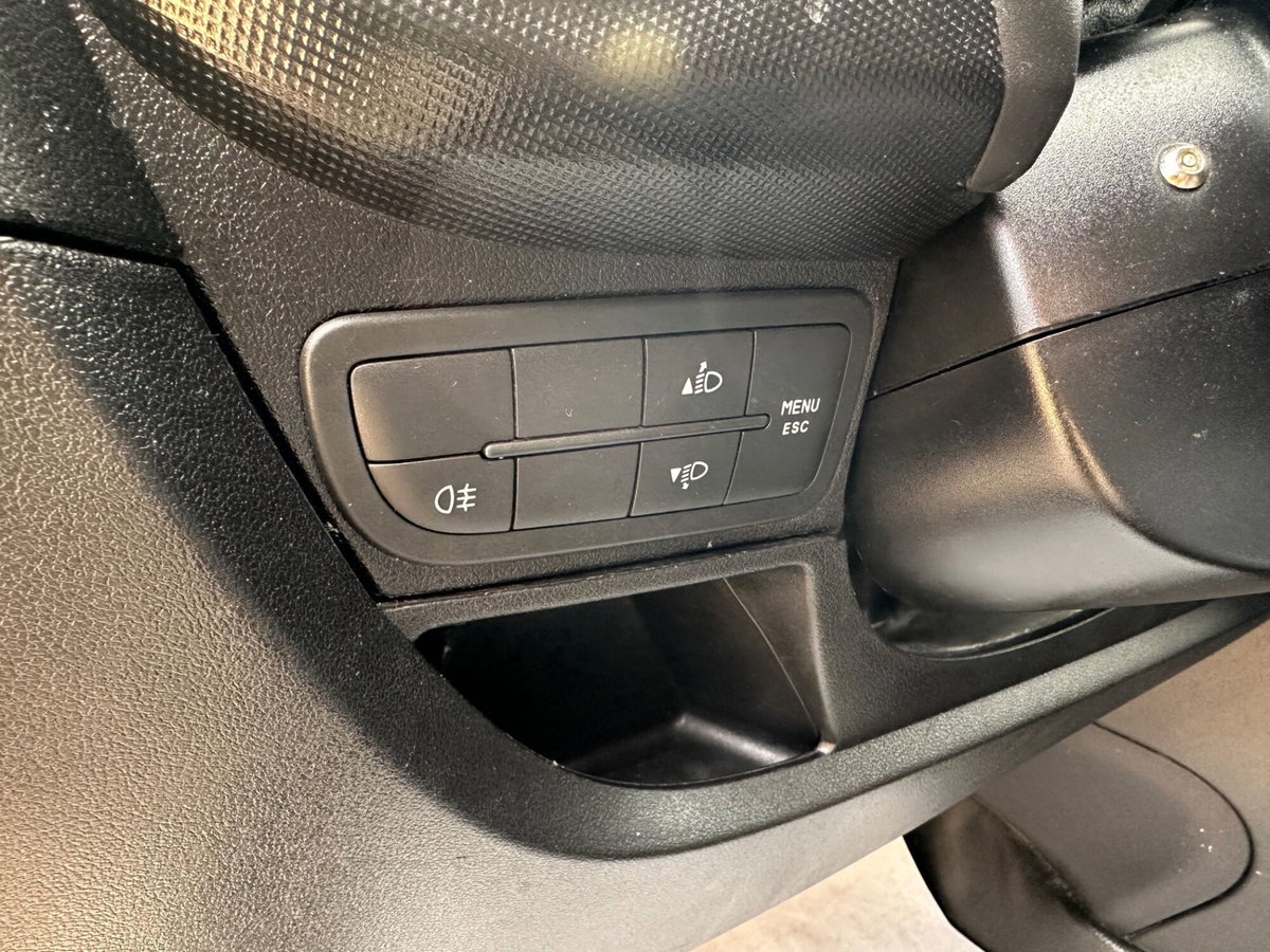 Peugeot Bipper 1.3 HDi 75 FAP Stop&Start Outdoor (12)