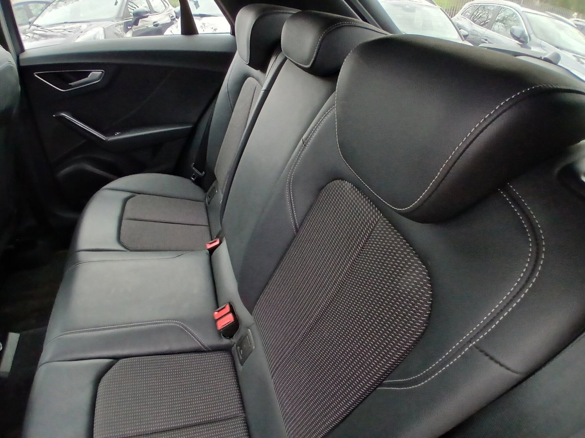 Audi Q2 Q2 35 TDI quattro S tronic S line Edition (19)
