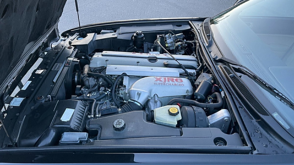 Jaguar XJ 4.0 cat Executive (15)