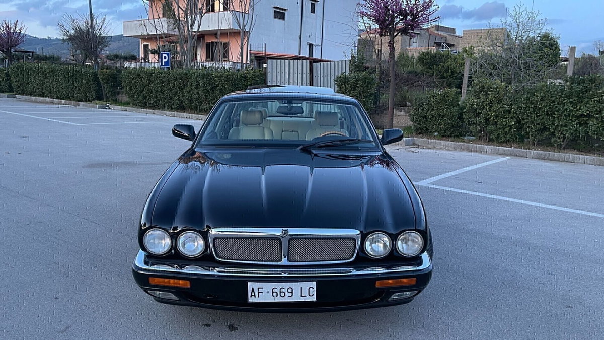 Jaguar XJ 4.0 cat Executive (4)