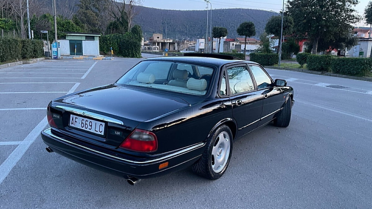 Jaguar XJ 4.0 cat Executive (6)
