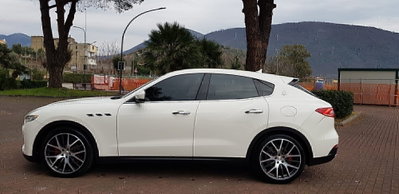 Maserati Levante Levante V6 Diesel 275 CV AWD Granlusso (10)