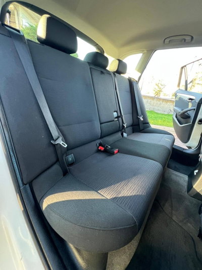 BMW X1 sDrive18d (18)