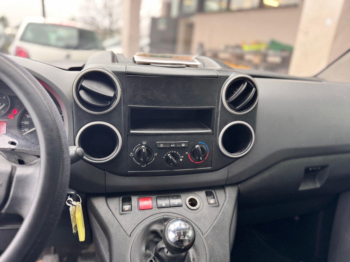 Citroen Berlingo 1.6 HDi 90CV Multispace (12)