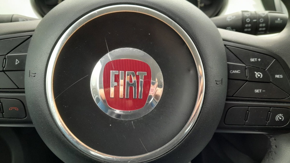 Fiat 500X 1.6 MultiJet 120 CV Pop Star (19)