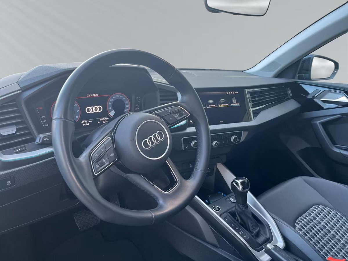 Audi A1 Sportback 30 TFSI S tronic S line edition (7)