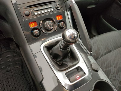 Peugeot 3008 2.0 HDi 150CV Active (16)