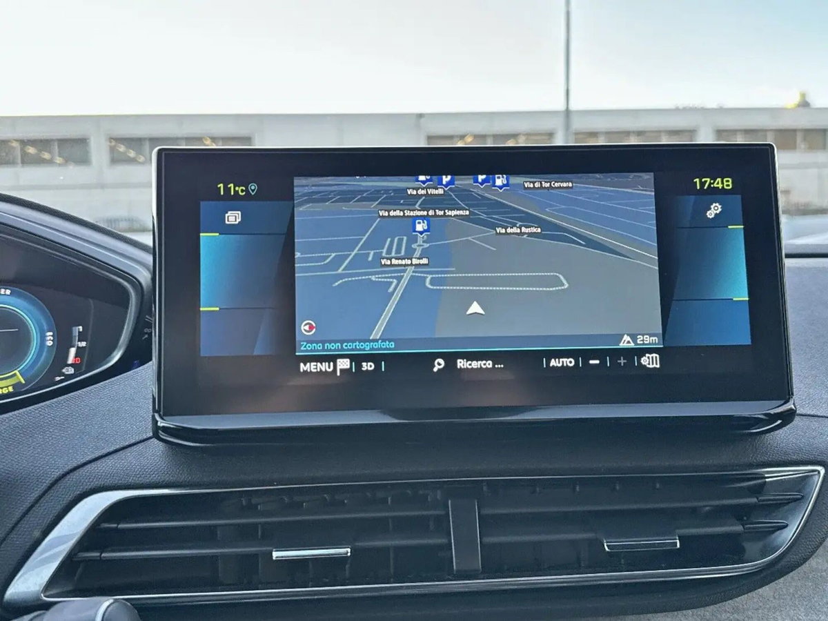Peugeot 3008 Hybrid 225 e-EAT8 GT Pack (14)