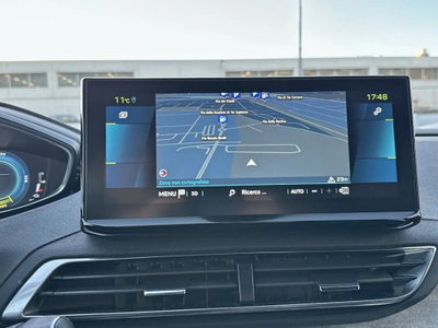 Peugeot 3008 Hybrid 225 e-EAT8 GT Pack (14)