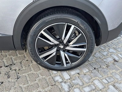 Peugeot 3008 Hybrid 225 e-EAT8 GT Pack (4)