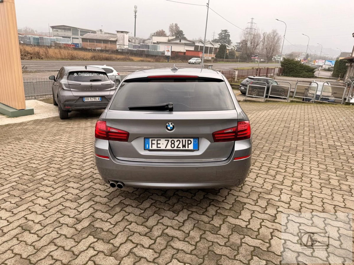BMW Serie 5 Touring 520d  Luxury (2)