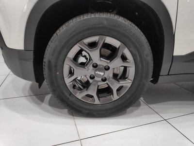 Jeep Avenger 1.2 turbo Summit fwd 100cv (8)