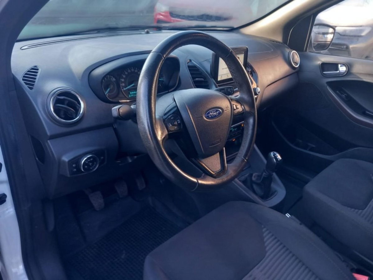 Ford Fiesta 1.1 85 CV 5 porte Plus (13)