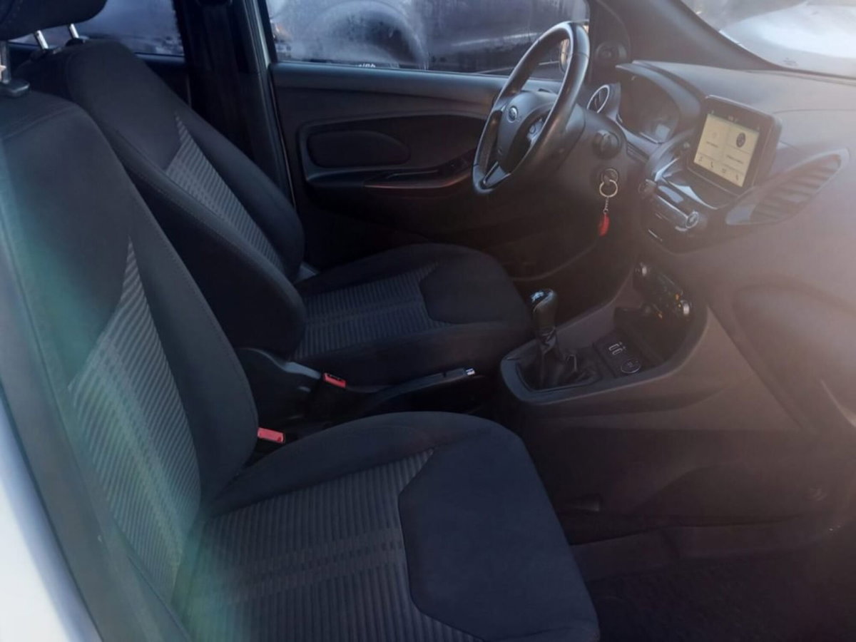 Ford Fiesta 1.1 85 CV 5 porte Plus (16)