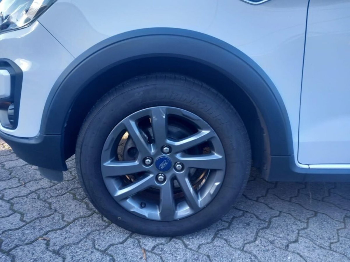 Ford Fiesta 1.1 85 CV 5 porte Plus (8)