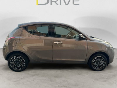 Lancia Ypsilon 1.0 FireFly 5 porte S&S Hybrid Ecochic A. Ferretti (5)