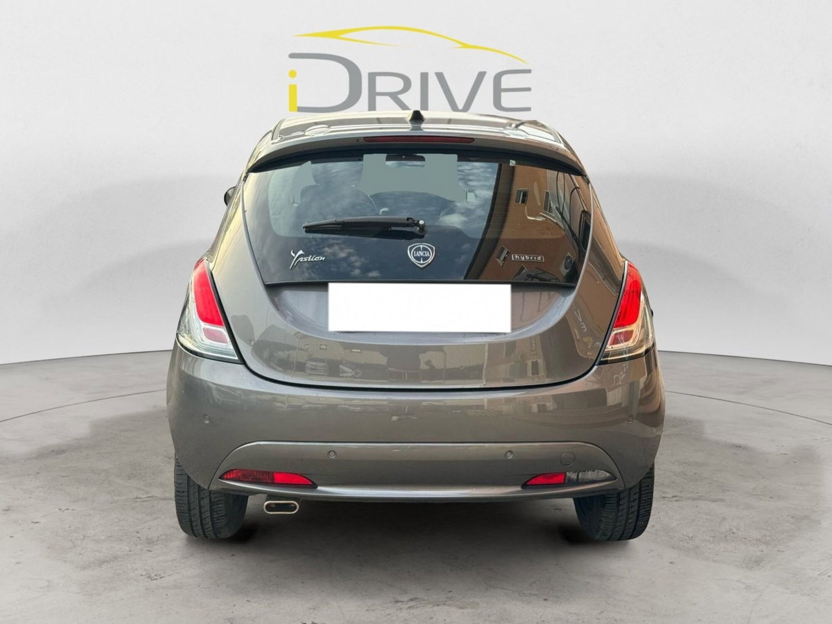 Lancia Ypsilon 1.0 FireFly 5 porte S&S Hybrid Ecochic A. Ferretti (6)