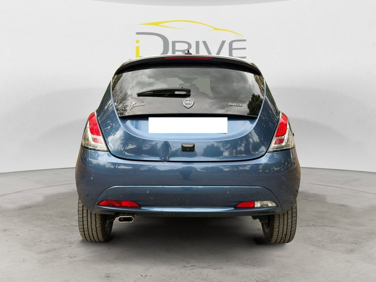 Lancia Ypsilon 1.0 FireFly 5 porte S&S Hybrid Ecochic A. Ferretti (6)