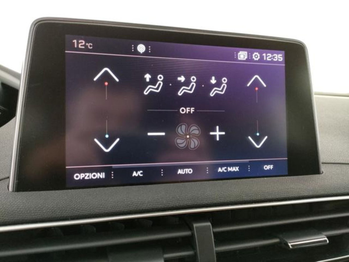 Peugeot 3008 BlueHDi 130 S&S EAT8 GT Line (12)
