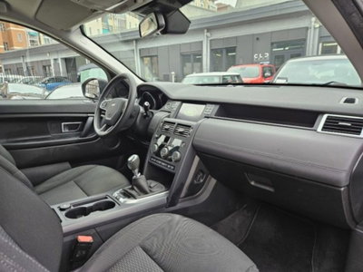 Land Rover Discovery Sport 2.0 TD4 150 CV Pure (10)
