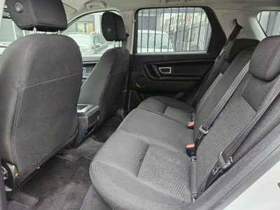 Land Rover Discovery Sport 2.0 TD4 150 CV Pure (12)