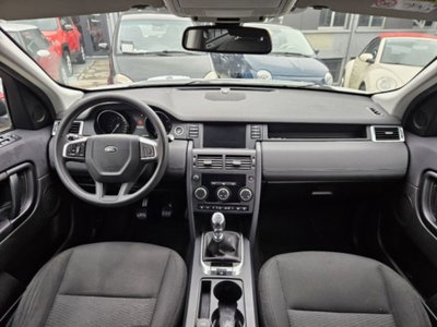 Land Rover Discovery Sport 2.0 TD4 150 CV Pure (9)