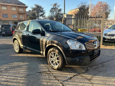 Nissan Qashqai 2.0 dCi DPF 4WD Tekna (6)
