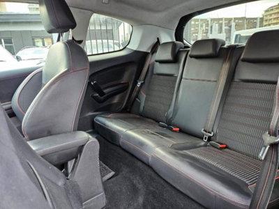Peugeot 208 120 S&S 3 porte GT Line (10)