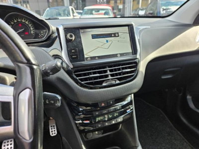 Peugeot 208 120 S&S 3 porte GT Line (11)