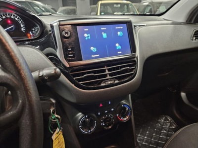 Peugeot 208 75 5 porte Active (12)