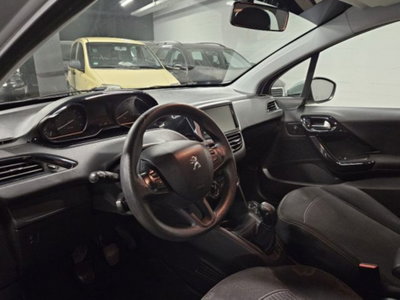 Peugeot 208 75 5 porte Active (6)
