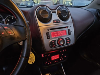 Alfa Romeo MiTo 1.3 JTDm-2 95 CV S&S Distinctive (13)