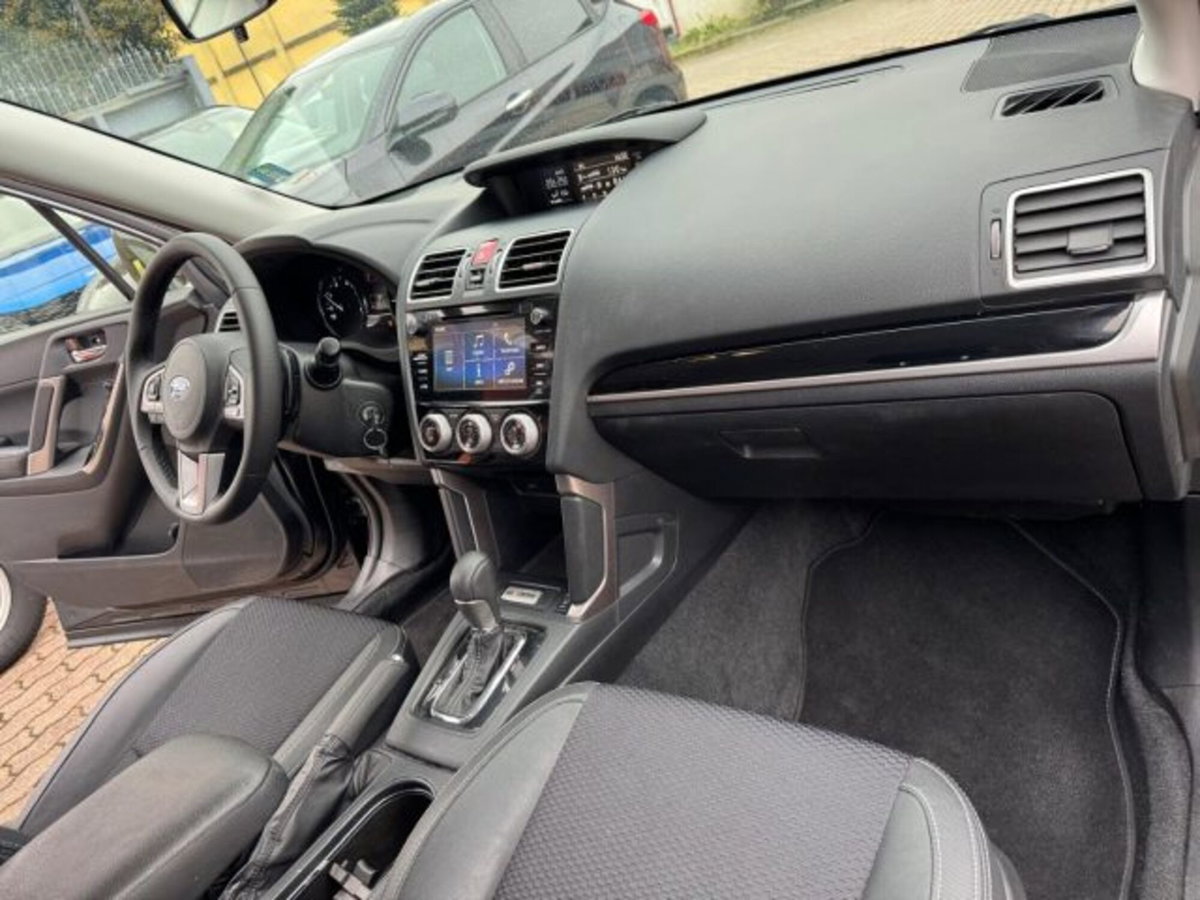 Subaru Forester 2.0d Lineartronic Sport Unlimited (17)