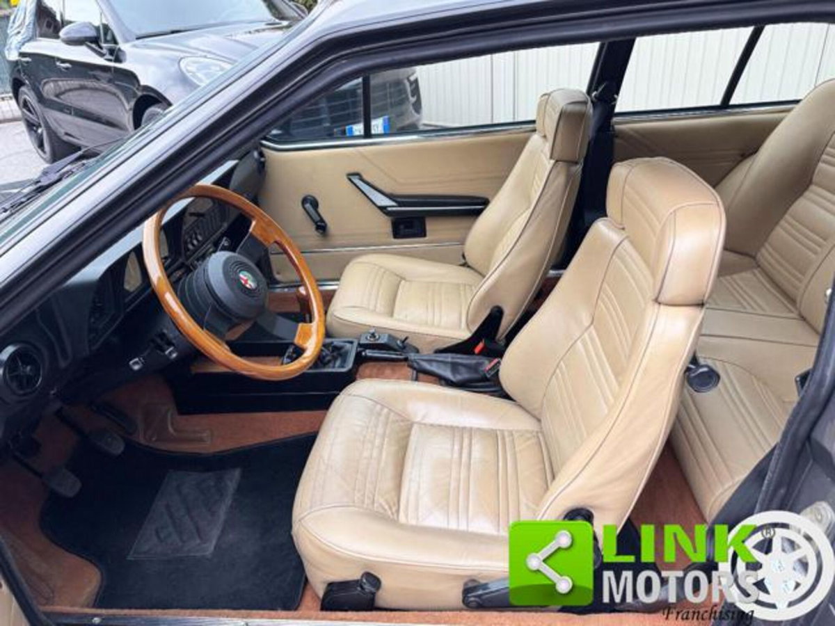 Alfa Romeo Alfetta GTV 6 2.5i (6)