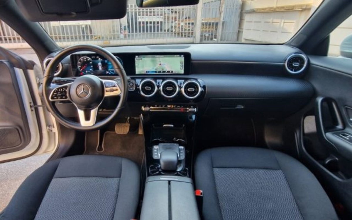 Mercedes-Benz CLA Shooting Brake 200 d Automatic 4Matic Shooting Brake Business (7)