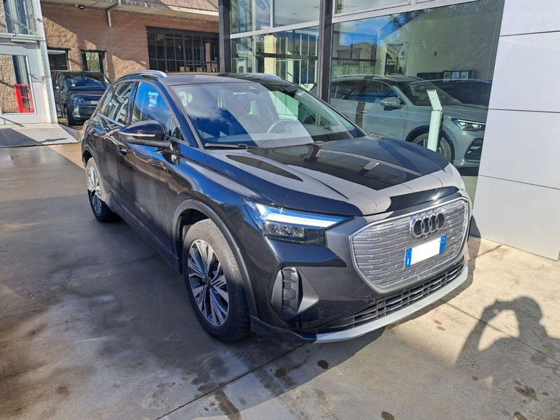 Audi Q4 Q4 45 e-tron quattro Business Advanced