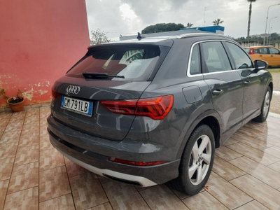 Audi Q3 2.0 TDI 150 CV Business (5)
