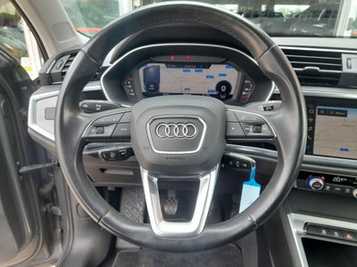 Audi Q3 2.0 TDI 150 CV Business (9)
