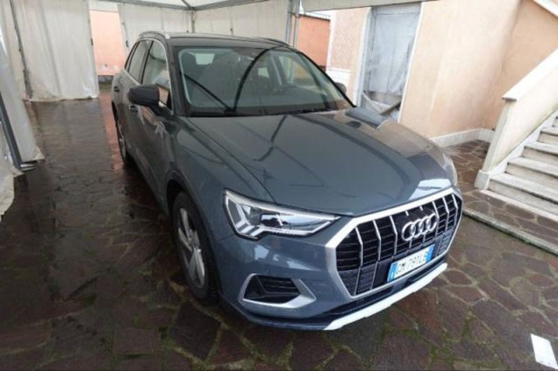 Audi Q3 35 TDI quattro S tronic Business Advanced