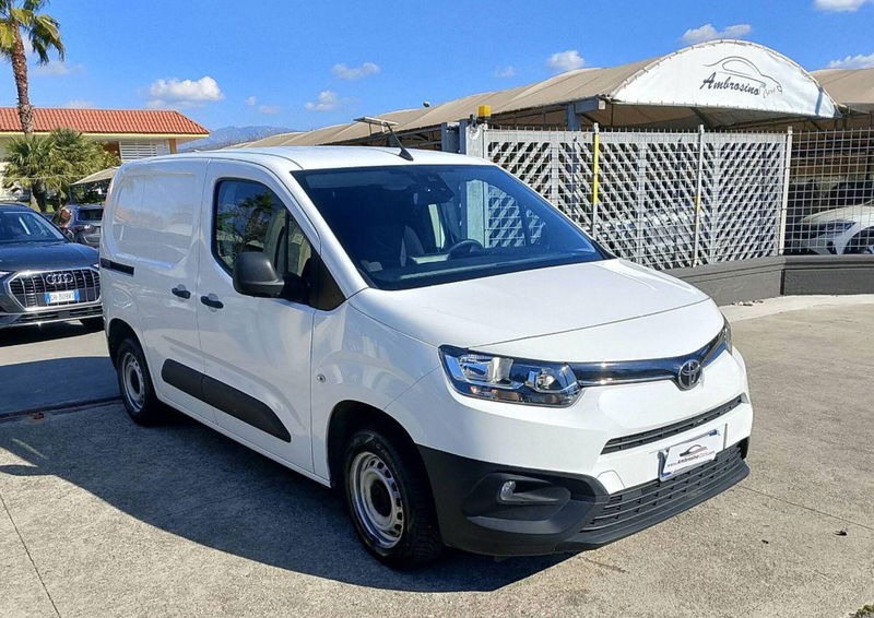 Toyota Proace City Verso City Verso electric L2 50kWh D Luxury