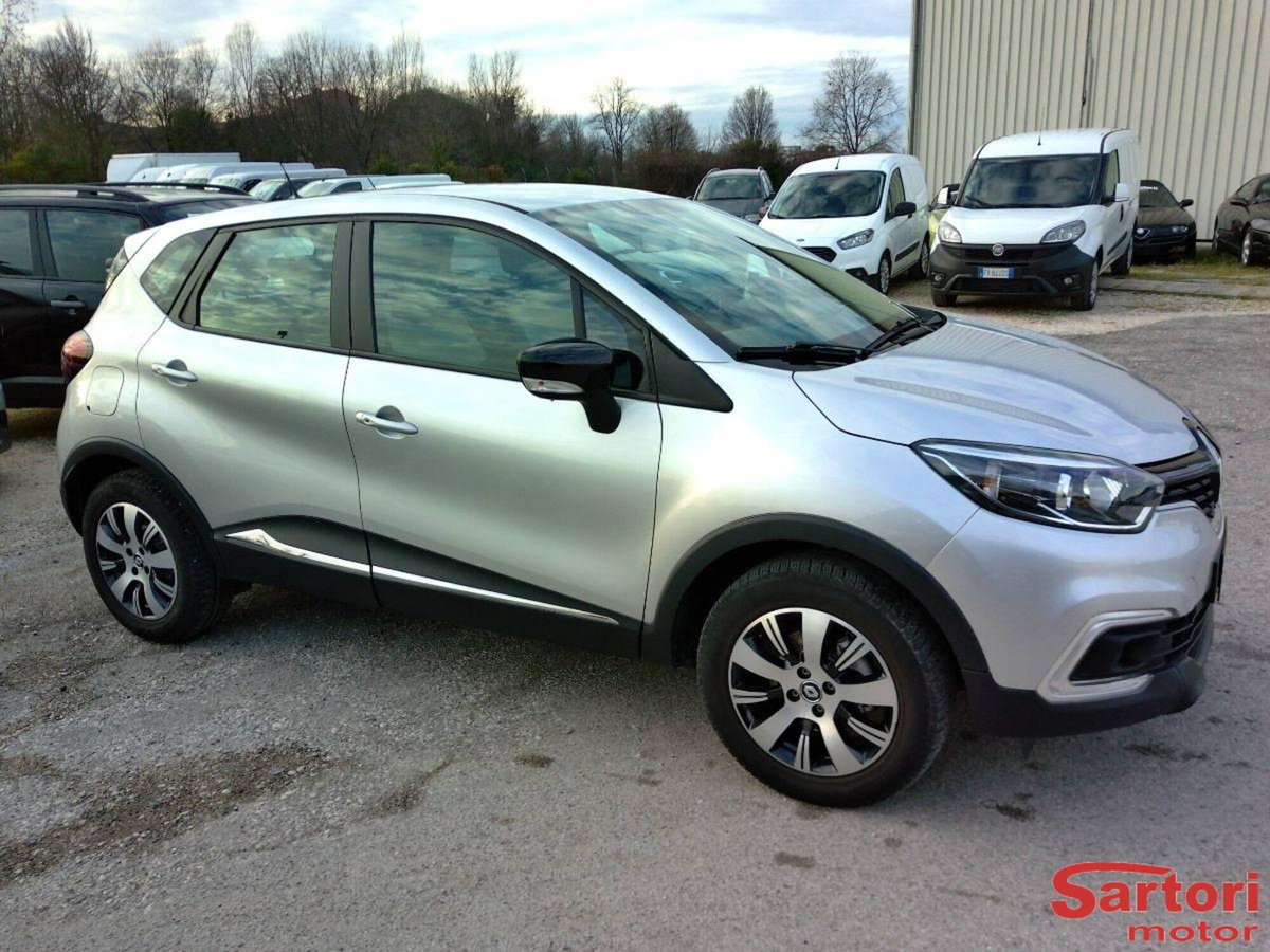 Renault Captur dCi 8V 90 CV Start&Stop Energy Life (2)