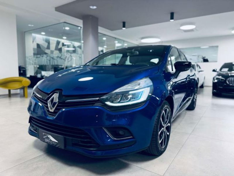Renault Clio dCi 8V 90 CV 5 porte Moschino Intens