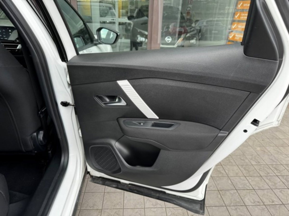 Citroen C4 BlueHDi 110 S&S Feel (20)