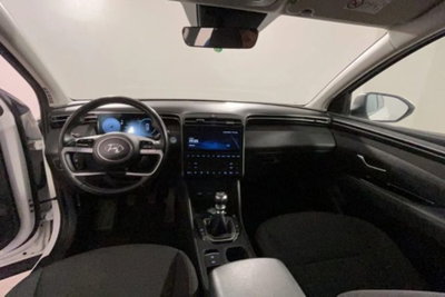 Hyundai Tucson 1.6 crdi 48V Xline 2wd imt (11)