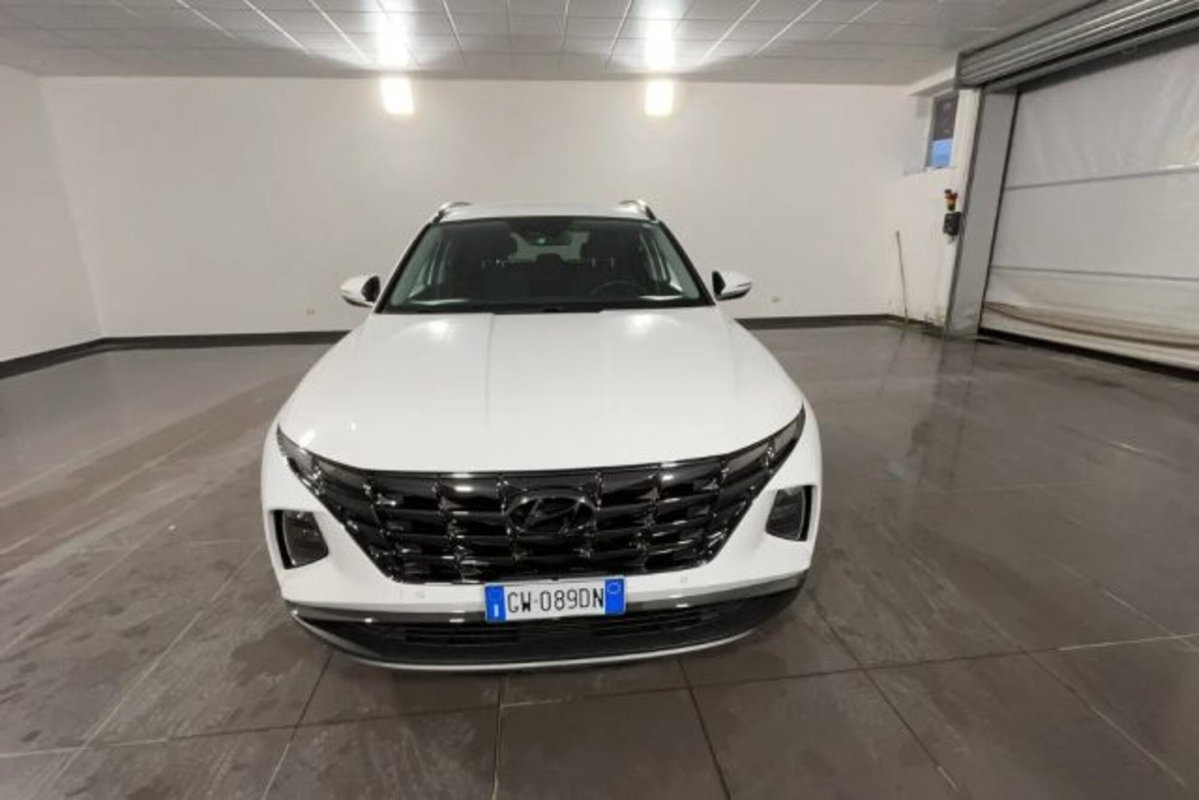 Hyundai Tucson 1.6 crdi 48V Xline 2wd dct (13)