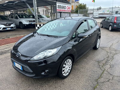 Ford Fiesta 1.4 5 porte Bz.- GPL Titanium usata