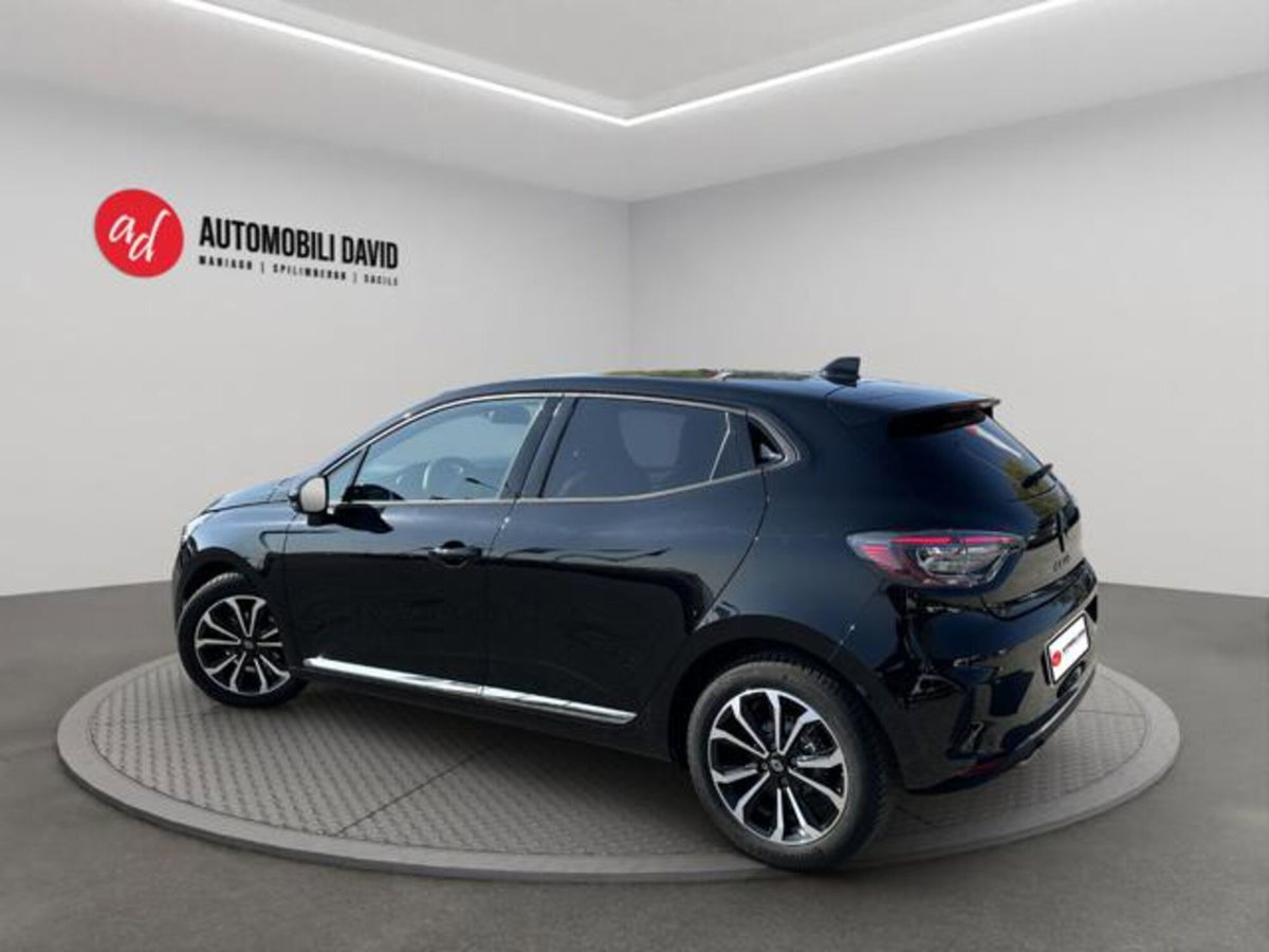 Renault Clio TCe 90 CV 5 porte Techno (3)