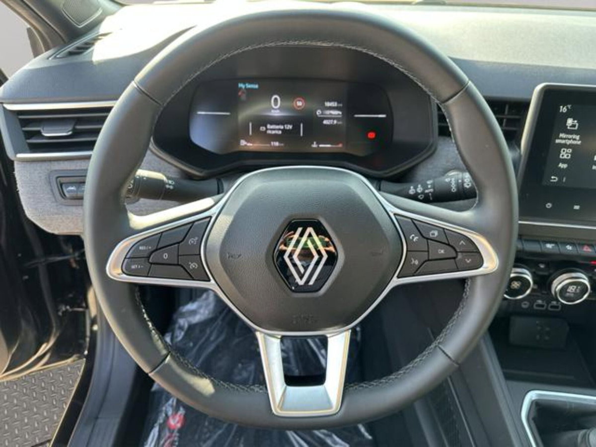 Renault Clio TCe 90 CV 5 porte Techno (7)