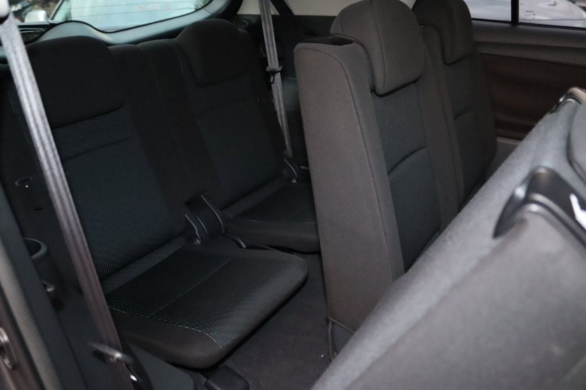 Toyota Verso 2.0 D Style 7 posti (17)