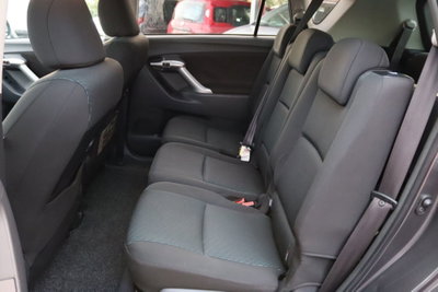 Toyota Verso 2.0 D Style 7 posti (9)